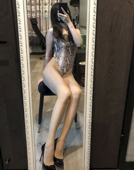 行长将她双腿分得更开视频_BD英语高清迅雷在线观看